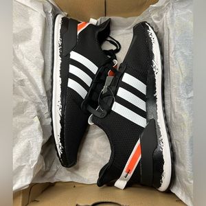 Men’s Adidas Swift